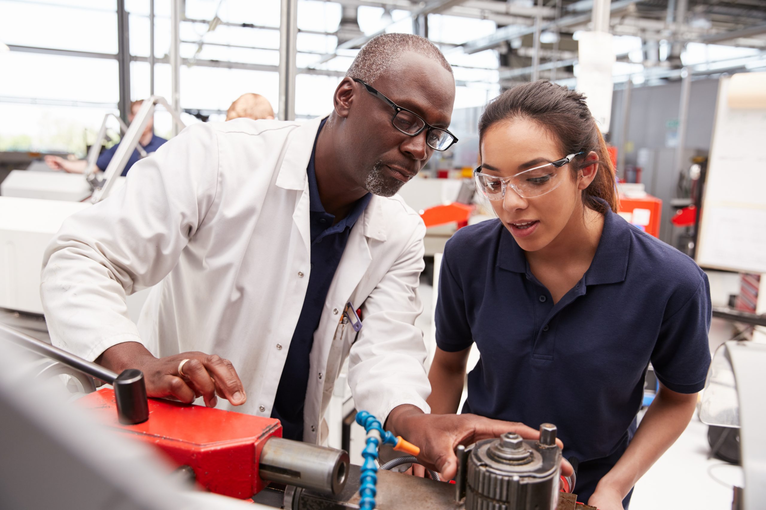 O que é preciso para ser Jovem Aprendiz? Descubra tudo sobre a modalidade de Aprendizagem Industrial