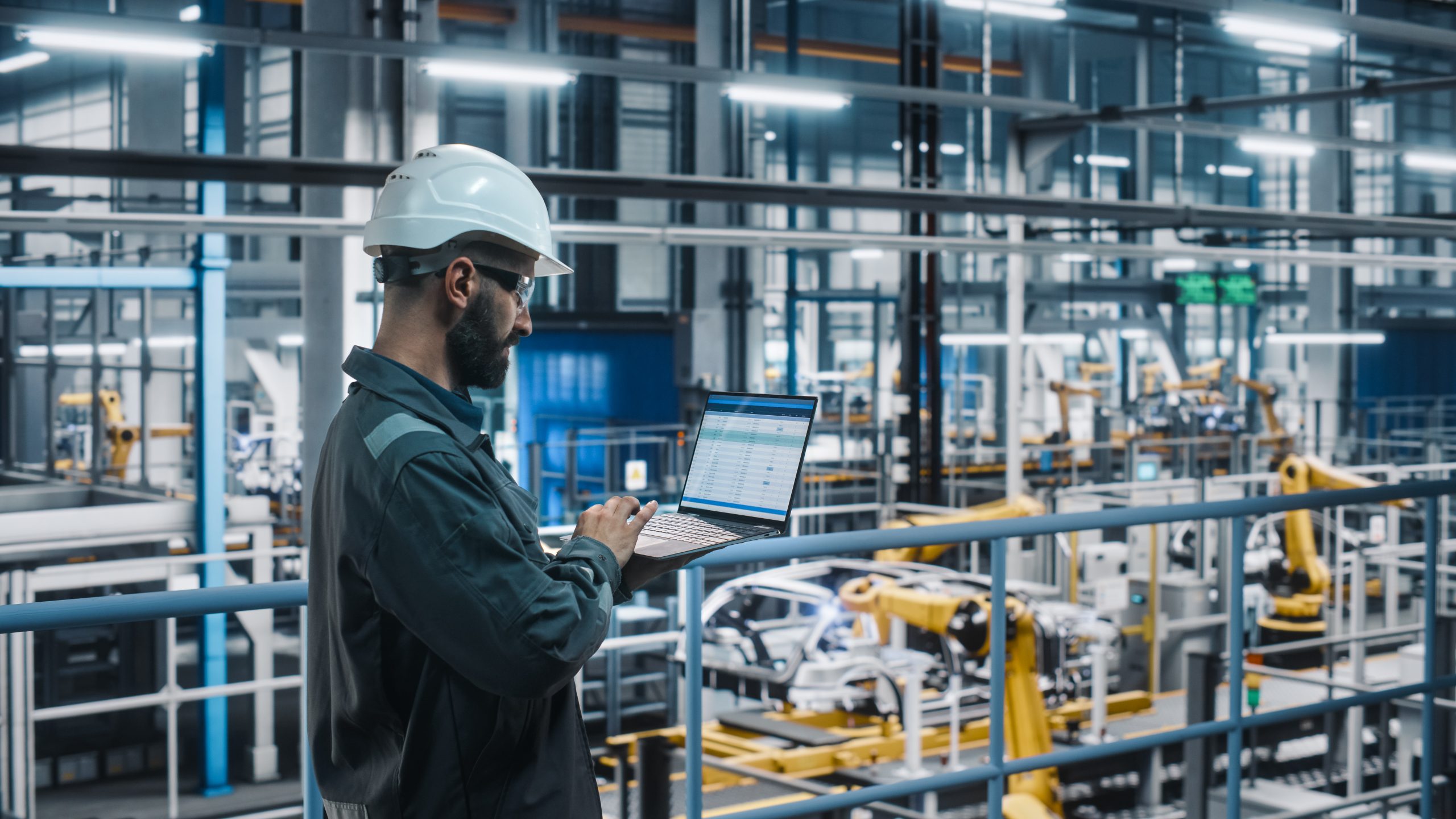 Conheça os cursos industriais mais procurados em 2025